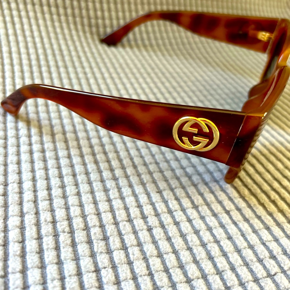 Authentic Gucci tortise sunglasses